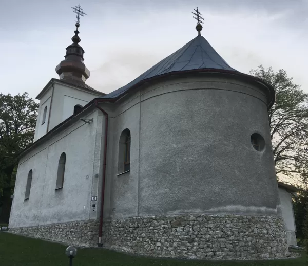 Fasáda chrámu